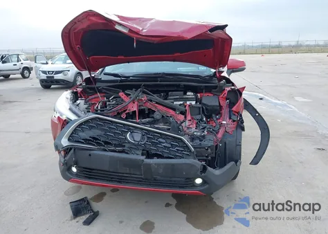 2022 Toyota Corolla Cross Xle from USA, damaged, VIN 7MUDAABG5NV035903